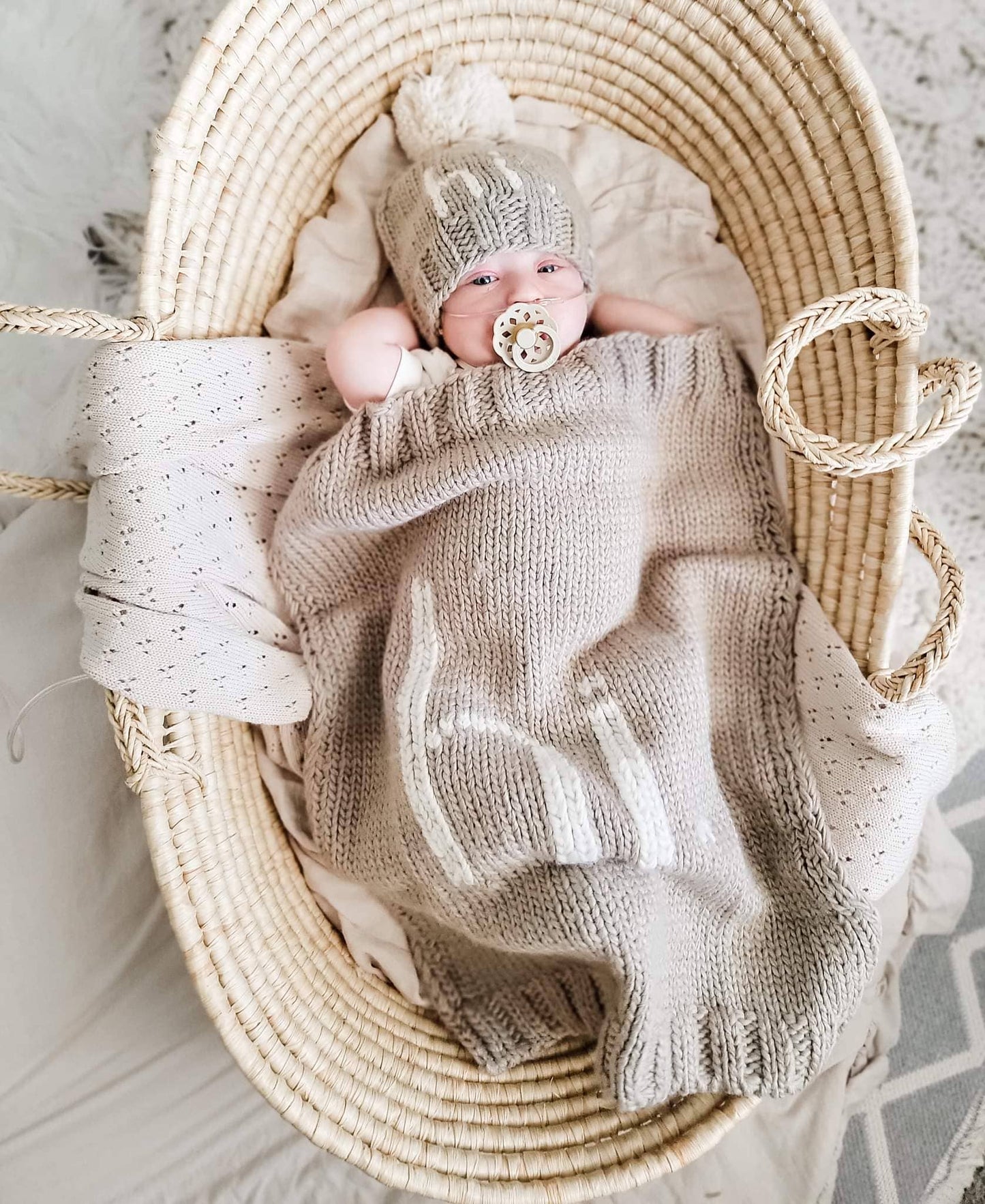 Hi. Hand Knit Baby Blanket and Hat