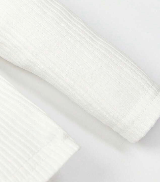 Ribbed Knit Ruffle Trim Tee
