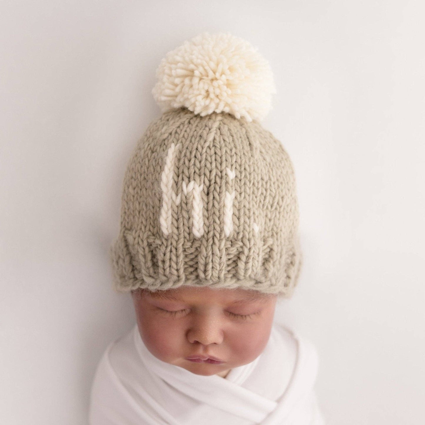 Hi. Hand Knit Baby Blanket and Hat