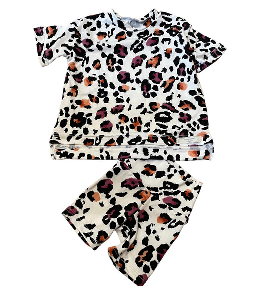 Oversize Lounge Shirt and Biker Shorts