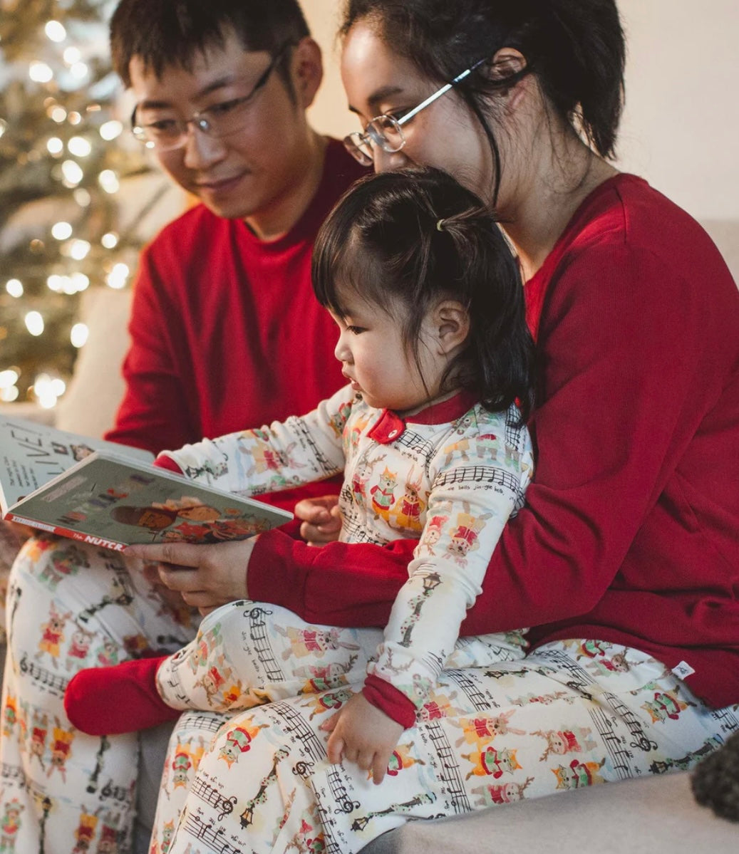 Family Holiday Pajamas Sweet Carolers