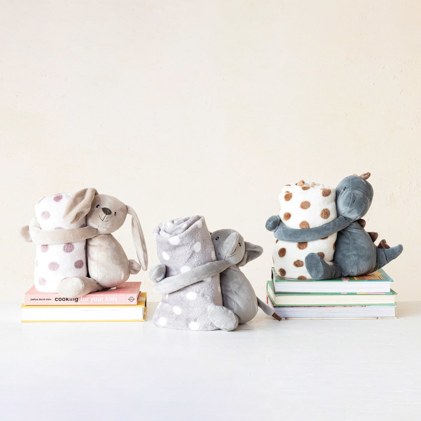 Plush Animal with Soft Polka Dot Blanket
